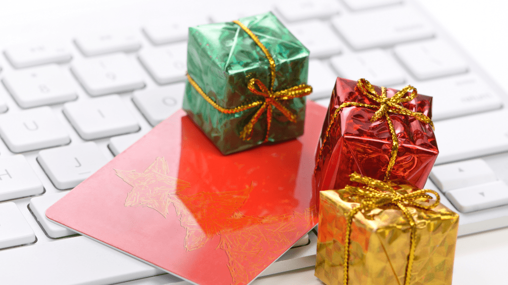 post 3 three expert holiday marketing tips