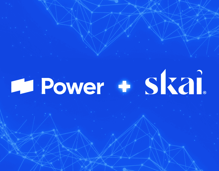 Le logo « Power + skai » est centré sur un fond bleu, sur lequel figure un réseau géométrique inspiré de l'intégration publicitaire Uber, composé de nœuds et de lignes interconnectés.